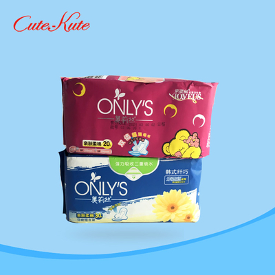 Perfume el ODM de los cojines sanitarios de la cubierta del algodón de Maxi Pad Absorbency Fluff Pulp