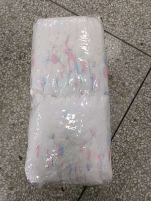 El bebé de la tela no tejida levanta el grado disponible B del pañal de los pantalones